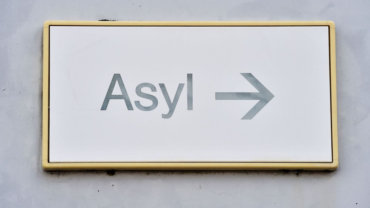 Weniger Asylbewerber: Asylbewerberzahlen sinken auch in MV